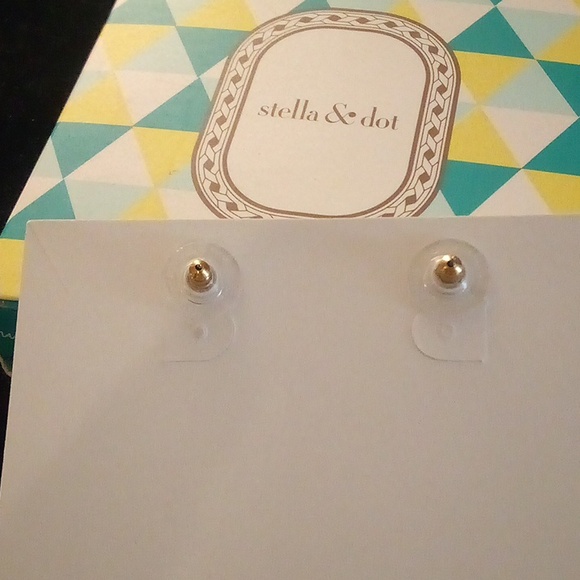 ❤️ NIB - Retired, Rare. STELLA & DOT Jasper Jet Fringe Earrings - Picture 4 of 4